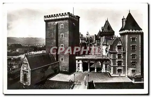 Ansichtskarte AK Pau Le Chateau Donjon Et Facade Est