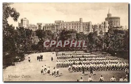 Cartes postales Windsor Castle Gardes Militaria