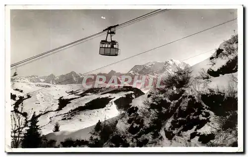 Ansichtskarte AK Megeve Station Hivernale Le Teleferique De Rochebrune Et La Chaine Du Mt Blanc