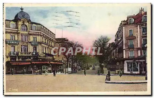 Cartes postales Dijon Avenue Marrchal Foch Et Rue De La Gare Terminus Hotel