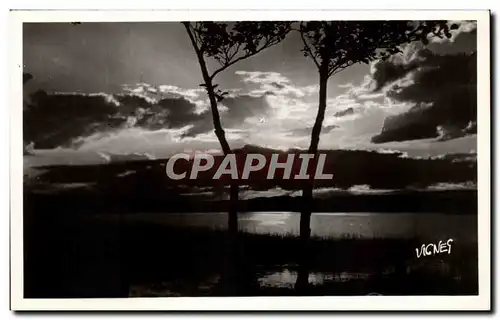 Cartes postales Au Pays Landais Soir d'Orage Au Lac de Loen