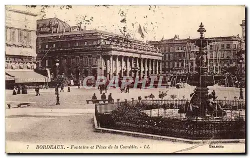 Cartes postales Bordeaux Fontaine Et Place De La Comedie