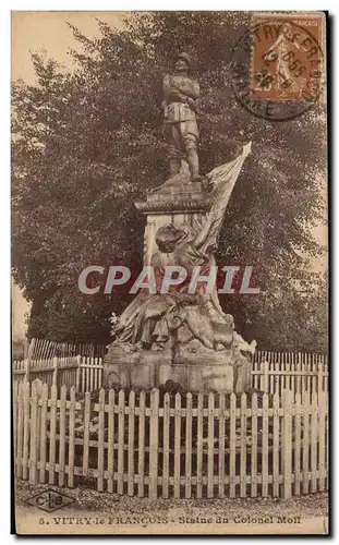 Cartes postales Vitry le Francois Statue du Colonet Moll Militaria