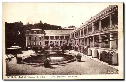 Cartes postales Bourbon Lancy Thermal Cour Interieure des Bains