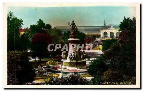 Cartes postales Lyon Place Carrnot