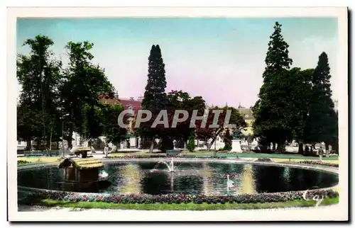 Ansichtskarte AK Moulins Bassin De La Place De La Republique