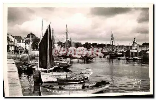 Cartes postales Concarneau L&#39Avant Port Bateaux