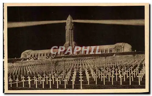 Cartes postales Ossuaire et Phare de Douaumont Le Phare allume Militaria