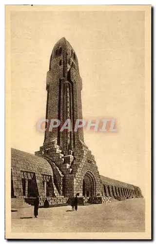 Ansichtskarte AK Ossuaire et Tour du Phare de Douaumont Le Phare Militaria