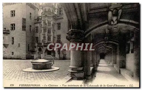 Ansichtskarte AK Pierrefonds Le Chateau Vue interieur de la Colonnade de la Cour d honneur