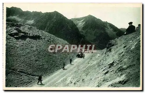Cartes postales Les Beaux Paysages de France Les Pyrenees Col du Tourmalet Passage du Col