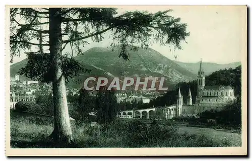 Cartes postales Les Beaux Paysages de France Les Pyrenees Lourdes Vue Generale