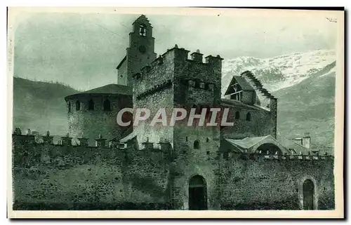 Cartes postales Les Beaux Paysages de France Les Pyrenees Luz Saint Sauveur Eglise des Templiers