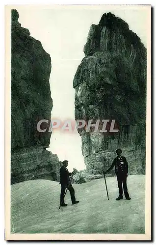 Cartes postales Les Beaux Paysages de France Les Pyrenees Gavarnie La Breche de Roland