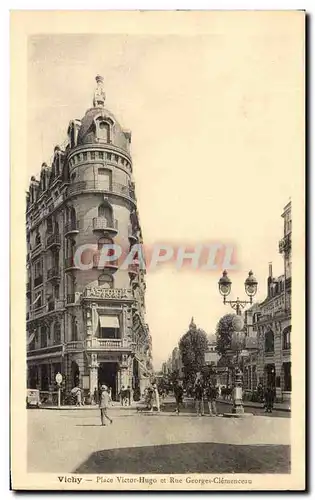 Ansichtskarte AK Vichy Place Victor Hugo et rue Georges Clemenceau Astoria Hotel