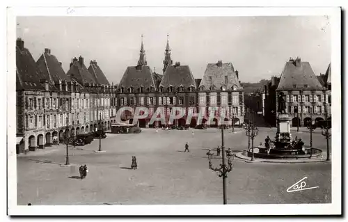 Cartes postales Charleville Place Ducale Statue de Charles de Gonzague