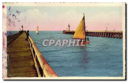 Cartes postales Trouville Reine des Plages Bateau