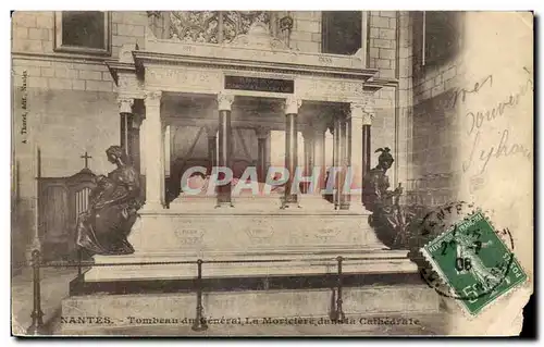 Cartes postales Nantes Tombeau du General La Moriciere La cathedrale