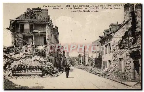 Ansichtskarte AK Les Ruines De La Grande Guerre Reims La rue Gambette Militaria