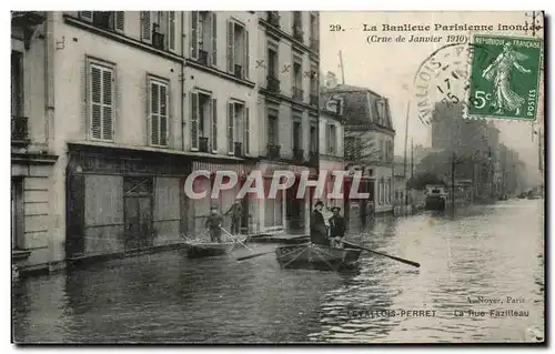 Cartes postales La Banlieue Parisienne Inonde Crue de janvier 1910 Levallois Perret La rue Fazilleau