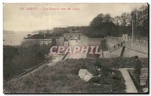 Cartes postales Brest Les Rampes Vues Du Cours Soldat Militaria