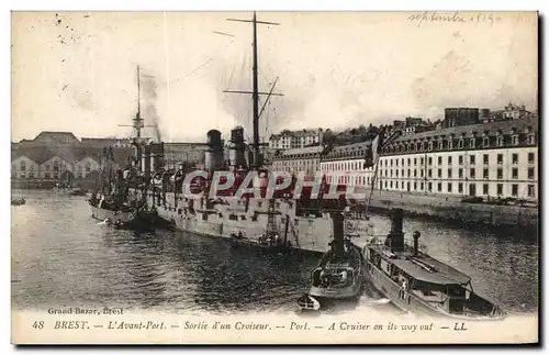 Cartes postales Brest L Avant Port Sortie D Un Croiseur Bateau