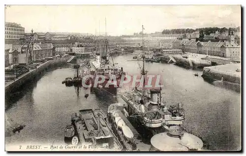 Ansichtskarte AK Brest Port de Guerre Et La Ville Bateaux