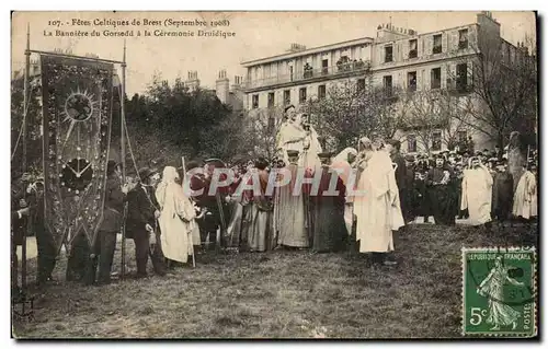 Cartes postales Fetes Celtiques De Brest Septembre 1908 La banniere du Gorsed a la ceremonie druidique