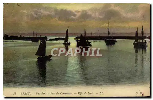 Cartes postales Brest Vue Dans Le Port Du Commerce Effet De Nuit Bateaux