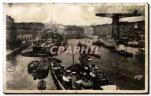 Ansichtskarte AK Brest Le Port De Guerre Bateaux