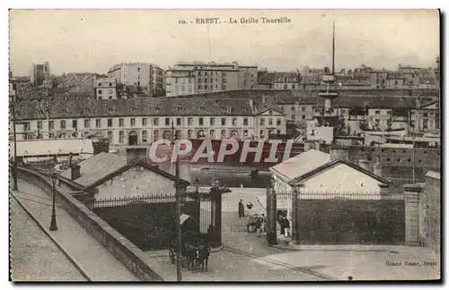 Cartes postales Brest La Grillle Tourville Bateau