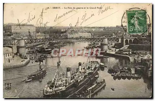 Ansichtskarte AK Brest Le Port de Guerre et Le Grand Pont Bateaux