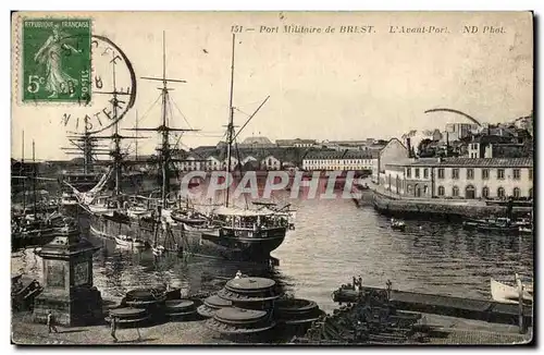 Ansichtskarte AK Brest Port Militaire de L Avant Port Bateau Voilier