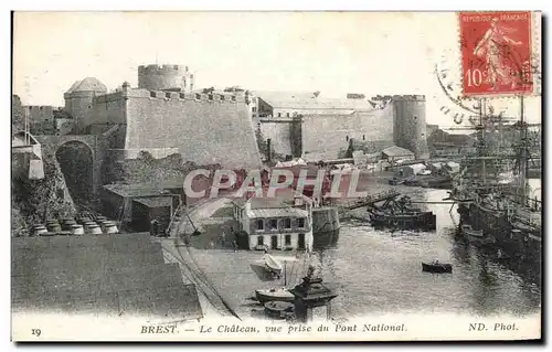 Ansichtskarte AK Brest Le Chateau Vue Prise Du Pont National Bateaux