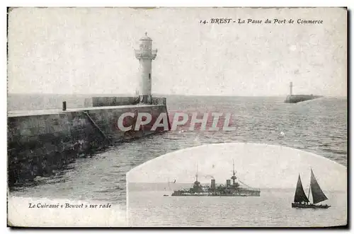 Ansichtskarte AK Brest La Passe du Port de Commerce Le cuirasse Bouvet sur rade Bateaux