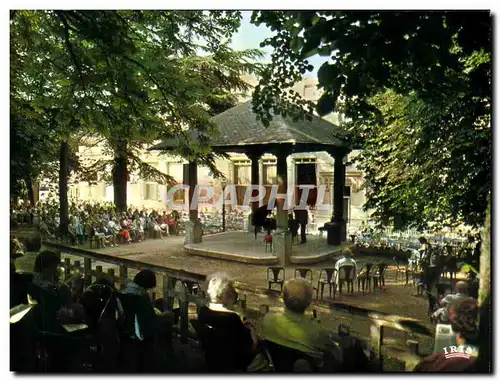 Cartes postales moderne Chatelguyon Station thermale des Voies digestive Le kiosque a musique