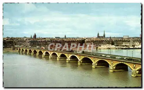 Cartes postales moderne Bordeaux Le pont sur la Garonne Facade du quai Richelieu