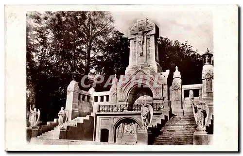 Cartes postales moderne Lisieux La Basilique Le chemin de croix Derniere station Autel et calvaire