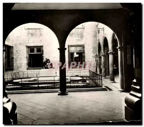 Cartes postales moderne Perpignan Cour Interieure de L Hotel de Ville