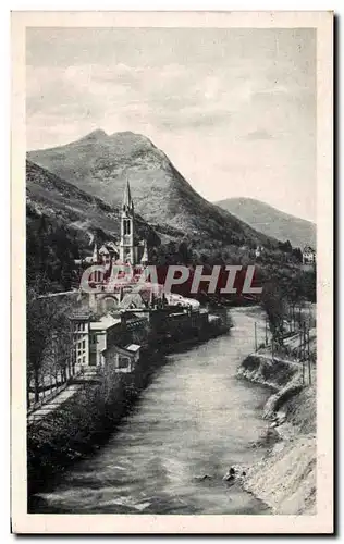 Cartes postales Lourdes La Basilique Et Le Gave