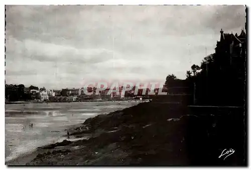 Cartes postales moderne Dinard Chemin De Ronde de La Malouine et Un Coin de La Plage