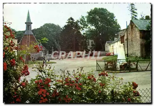 Cartes postales moderne Solre Le Chateau Les Environs La Place de Beaurieux