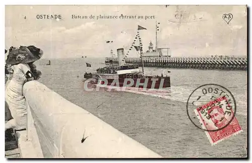 Cartes postales Ostende Bateau de Plaisance entrant au Port