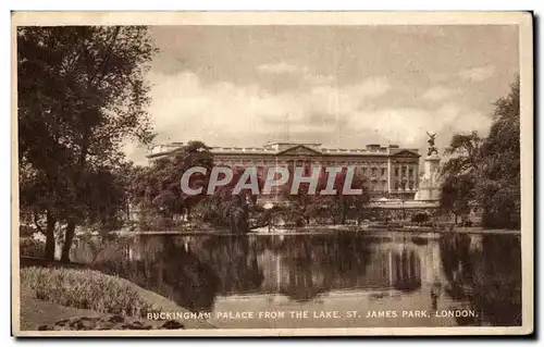 Ansichtskarte AK Buckingham Palace From The Lake St James Park London