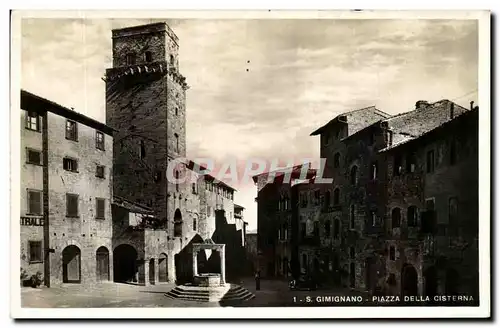 Cartes postales S Gimignano Piazza Della Cisterina