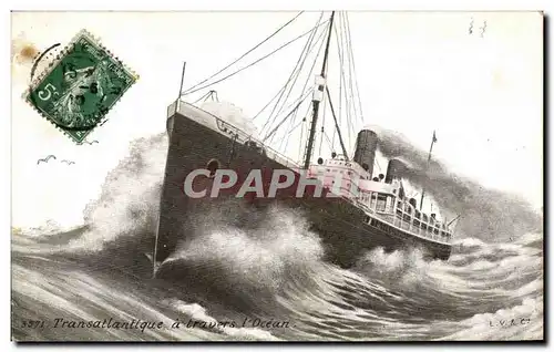 Cartes postales Transatlantique a travers L Ocean Paquebot