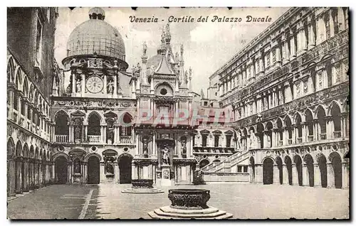 Ansichtskarte AK Venezia Cortile del Palazzo Ducale