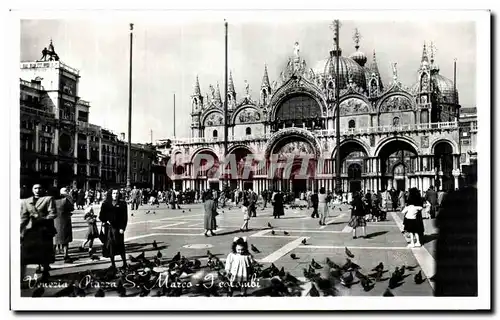 Cartes postales Venise Place St Marc Vol De Pigeons Venice