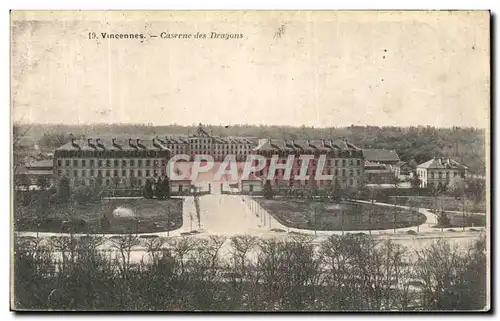 Cartes postales Vincennes Caserne des Dragons Militaria