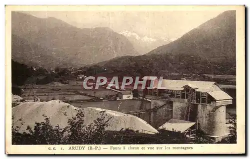 Cartes postales Arudy Fours a Chaux et Vue sur les montagnes